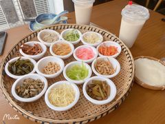 -包整·丝娃娃(一览甲秀楼风景店)