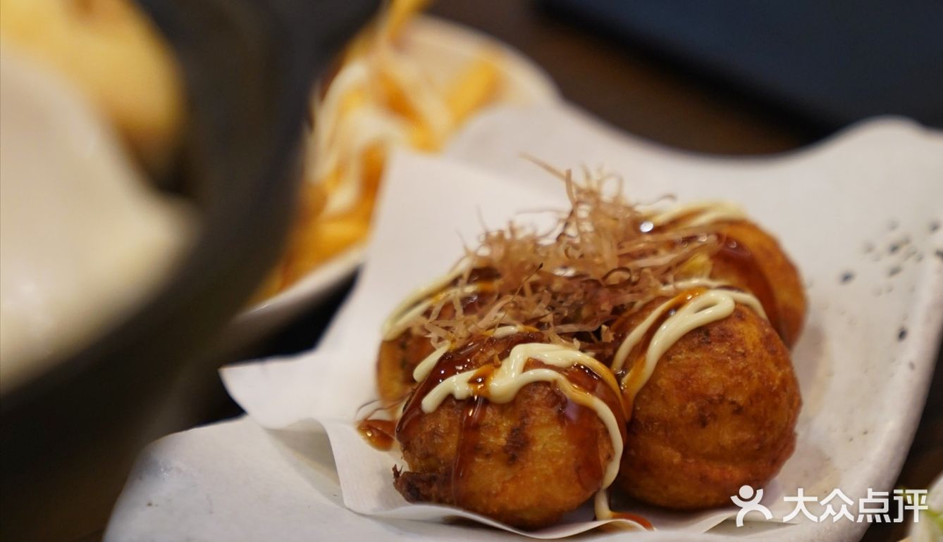 环球港•东岸里•大碗丼日式烧肉饭