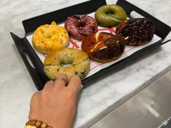 -HOT CRUSH趁热集合·现烤面包(环球港店)