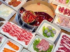 -来龍儿鲜切牛肉自助老火锅