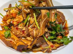 -费大厨辣椒炒肉(万家丽一店)