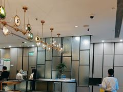-海底捞火锅(咸阳丽彩万达店)