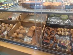 -罗森尼娜(德思勤店)