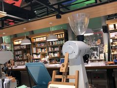 等候区-百丽宫影城(IMAX万象城店)