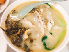 小胃口黄鱼面-明呈黄鱼面馆(斜土路店)