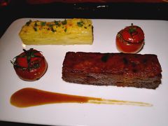 慢煮36小时羊肩肉配葡萄番茄-AZUL by FUEL蓝色·法式酒馆(琶醍店)