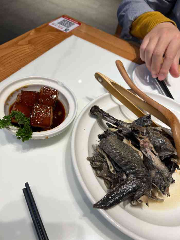 黑鸡小馆(长楹天街购物中心店)-"跟闺蜜见面,想吃点东西,但是晚上吃饭