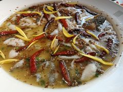 -渔语鱼酸菜鱼新川菜(来福士店)