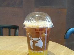 橘金气泡美式-瑞幸咖啡(艺树家工场店)