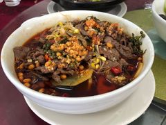 水煮牛肉-将军陂美食山庄·瓦缸炭烧鸡