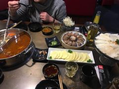 -左庭右院鲜牛肉火锅(金山万达店)