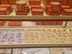 -沪上阿姨·臻选茶饮(上海环球港店)