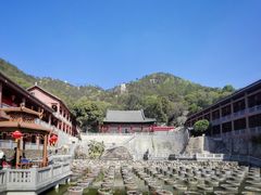 -石峰岩寺