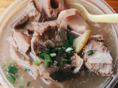 -燕子煨汤(山海关路店)