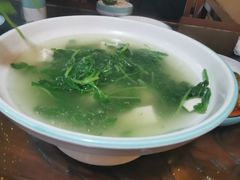 芝麻菜豆腐汤-阿鹏故事云南野生菌火锅(人民路店)