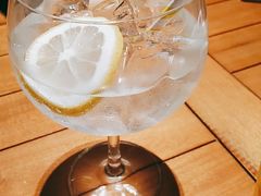 -瑰丽酒店·海吧·天际下午茶·现场DJ·天台酒吧