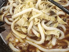 -丽虹云南过桥米线(兴工街店)