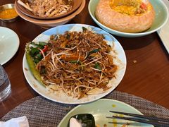 -老东镇啤酒屋海鲜加工·蒸汽海鲜·海鲜烧烤(台东店)