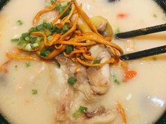 虫草花蹄花汤-付小姐在成都(川沙店)