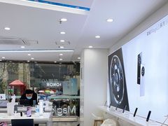 -荣耀授权专卖店(黄浦浙江中路店)