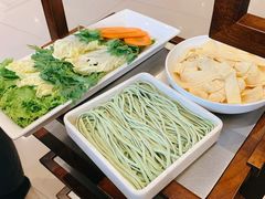 -皇城老妈·大连海鲜火锅(港湾店)