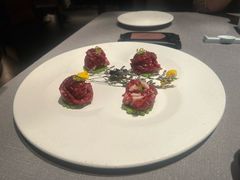-左庭右院鲜牛肉火锅黑金店(陆家嘴中心店)