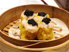 黑松露干蒸烧麦-白天鹅宾馆-宏图府餐厅