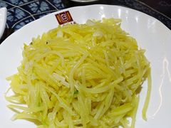 -瑞丰园庭院餐厅·白族传统家常菜
