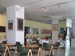 大堂-今日艺术汇书店