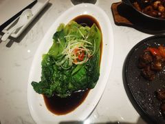 -峨嵋小镇·川菜(勒泰中心店)