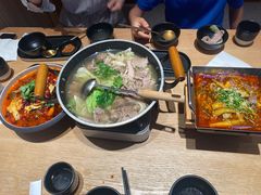 -川堂风·跷脚牛肉·乐山爆炒(宝山日月光店)