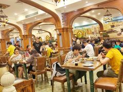 大堂-清真·玛丽亚新疆菜主题餐厅(浙江中路店)