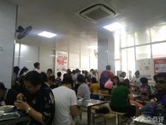 大堂-汪家馄饨(集庆路店)