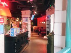 -沪小胖小龙虾(淮海中路旗舰店)