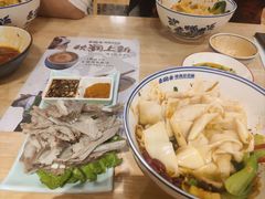 -秦䩊会·陕西biangbiang面(畹町路店)