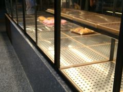 面包甜点陈列柜-LELECHA乐乐茶(上海五角场万达广场店)