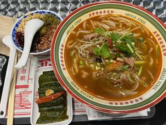 -亚皆老街南宁老友粉·米粉(印象城店)