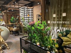 大堂-雨舍咖啡(汉神购物广场咖啡街区店)