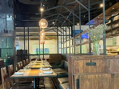 -Carbon莫卡哆·意大利复古集市餐厅(杭州大厦店)