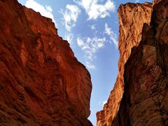 -天山神秘大峡谷