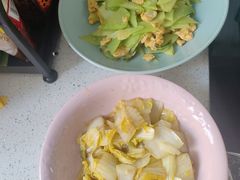 -乐禧母婴全自营月嫂(宝山店)