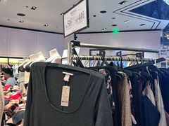 -Victoria's Secret(杭州湖滨银泰in77店)
