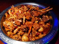 鸡爪全家福-蛮横肉蟹煲(印象城店)