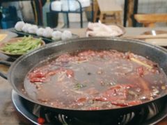 -黄潇洒老火锅(九眼桥宏济巷店)