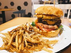 -HELLO 27 意面·沙拉·帕尼尼