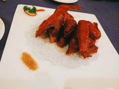 脆皮乳鸽-新加坡泰国村酒楼(五角场店)