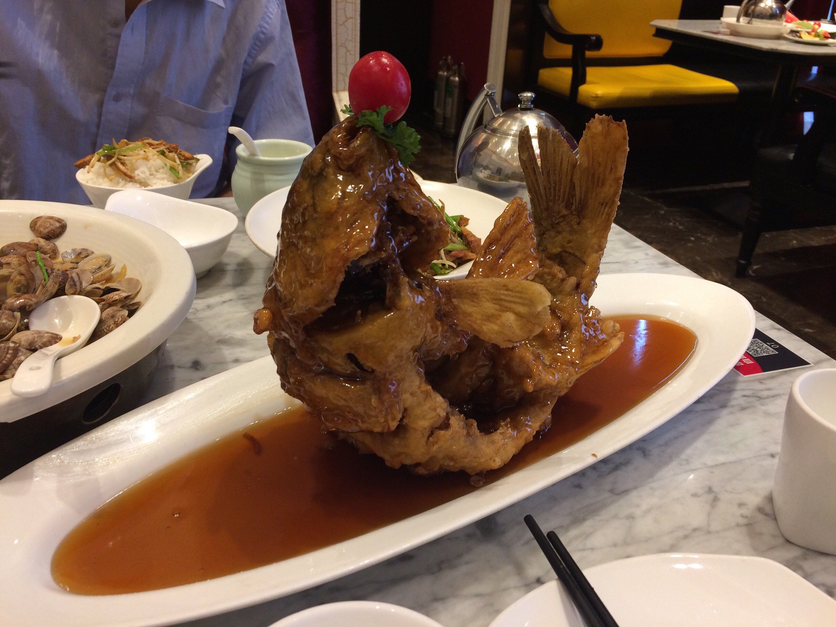 经典鲁菜糖醋鲤鱼