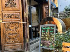 -蓝壁虎咖啡酒馆