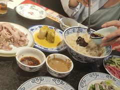 -老北京胡同味道二荤铺(酒仙桥店)