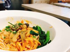 -康师傅私房牛肉面(马泉营奥莱店)